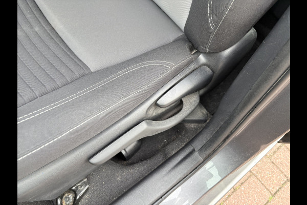 Toyota Yaris 1.0 VVT-i Connect 5-drs. CAMERA/CARPLAY/AIRCO/15INCH