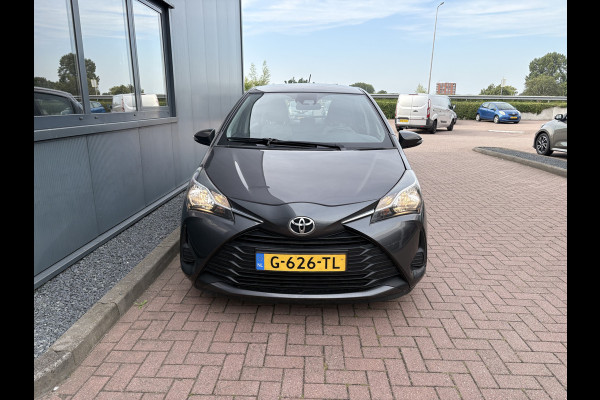 Toyota Yaris 1.0 VVT-i Connect 5-drs. CAMERA/CARPLAY/AIRCO/15INCH
