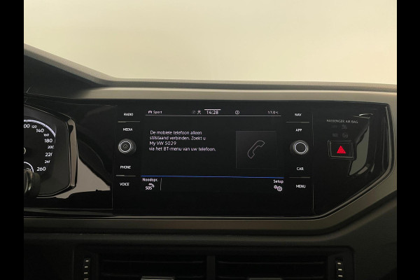 Volkswagen Polo 1.0 TSI Comfortline Business Executive AIRCO NAVI CRUISE APPLE CARPLAY PDC 17INCH CAMERA PRIVACYGLAS NIEUWSTAAT