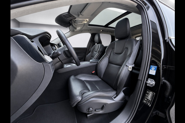 Volvo XC60 2.0 Recharge T6 AWD Inscription | SOH 95% | B&W | Luchtvering | 22” | Pano | HUD | 360° | HUD| Trekhaak