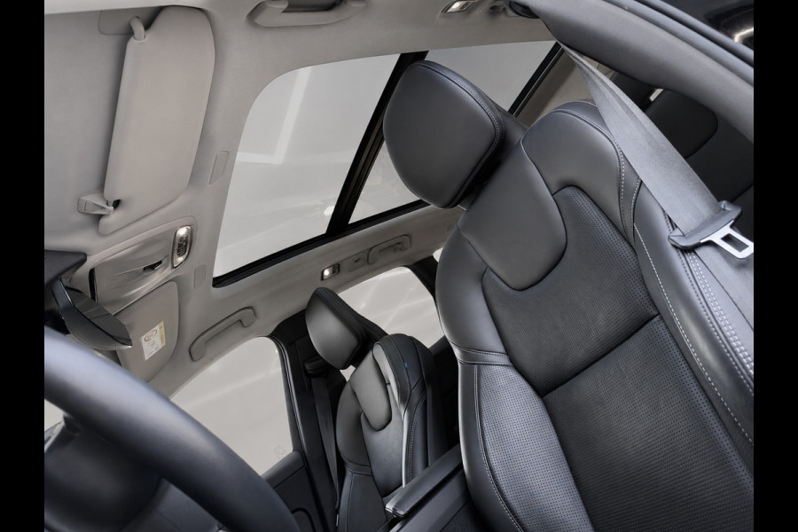 Volvo XC60 2.0 Recharge T6 AWD Inscription | SOH 95% | B&W | Luchtvering | 22” | Pano | HUD | 360° | HUD| Trekhaak