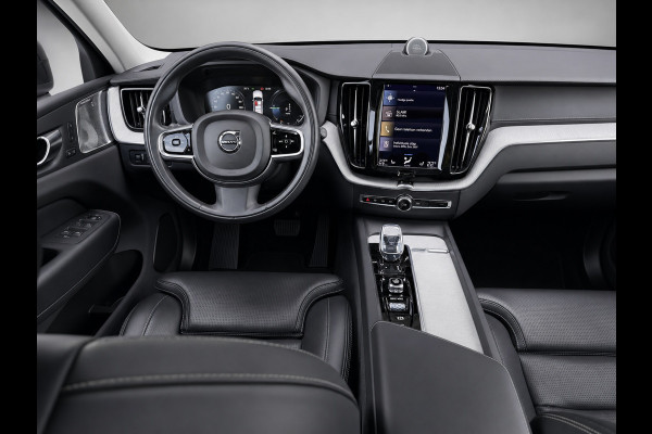 Volvo XC60 2.0 Recharge T6 AWD Inscription | SOH 95% | B&W | Luchtvering | 22” | Pano | HUD | 360° | HUD| Trekhaak