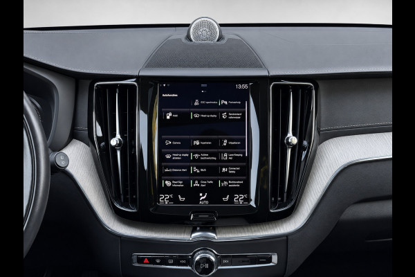 Volvo XC60 2.0 Recharge T6 AWD Inscription | SOH 95% | B&W | Luchtvering | 22” | Pano | HUD | 360° | HUD| Trekhaak