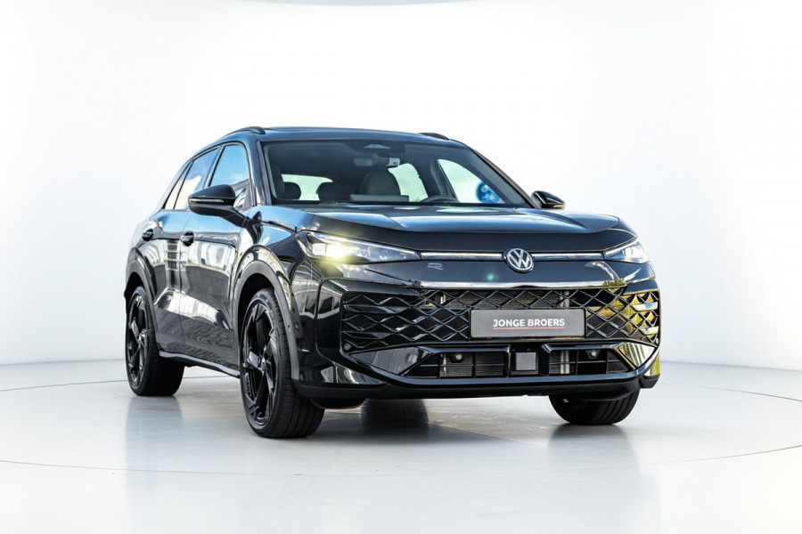 Volkswagen T-Roc 1.5 eTsi R-Line R-Line Pano/Trekhaak/Sfeer/iQ-lights