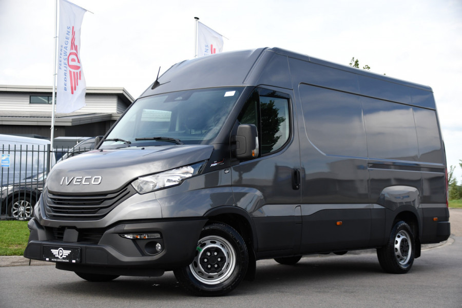 Iveco Daily 35S18 L2H2 PB Edition FACELIFT! Virtual, Adaptieve Cruise, Camera, Carplay, Automaat, 3500kg Trekhaak, Sensoren, 180pk, Multimedia, Uniek!