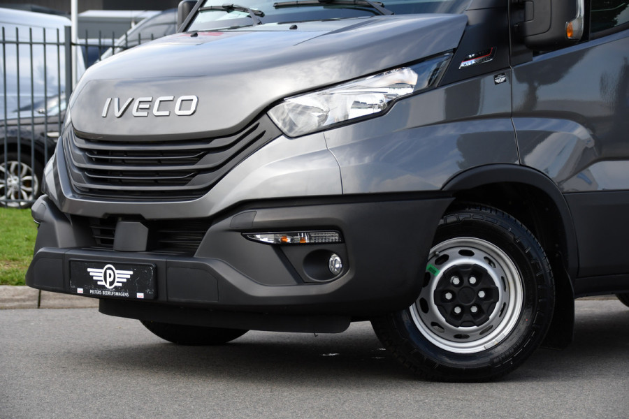 Iveco Daily 35S18 L2H2 PB Edition FACELIFT! Virtual, Adaptieve Cruise, Camera, Carplay, Automaat, 3500kg Trekhaak, Sensoren, 180pk, Multimedia, Uniek!