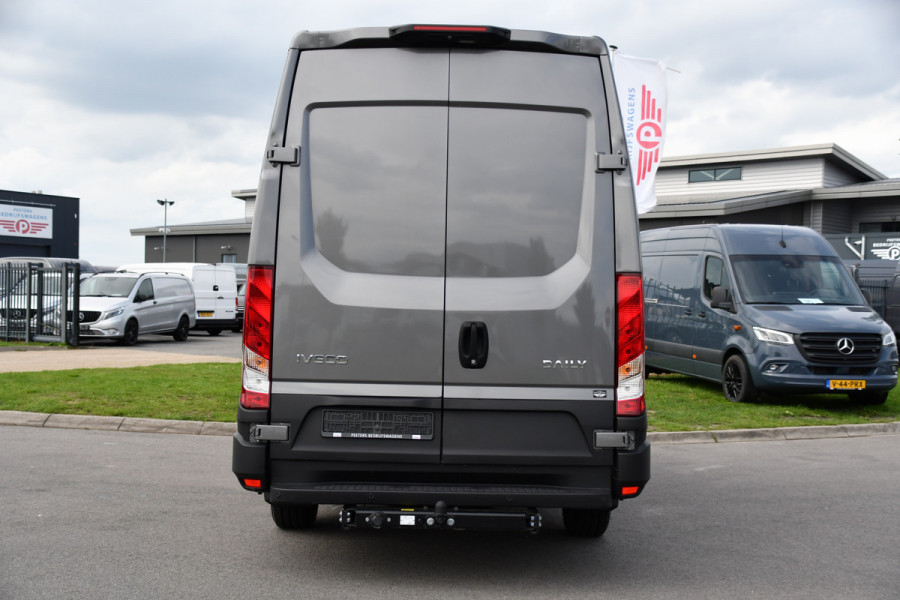 Iveco Daily 35S18 L2H2 PB Edition FACELIFT! Virtual, Adaptieve Cruise, Camera, Carplay, Automaat, 3500kg Trekhaak, Sensoren, 180pk, Multimedia, Uniek!