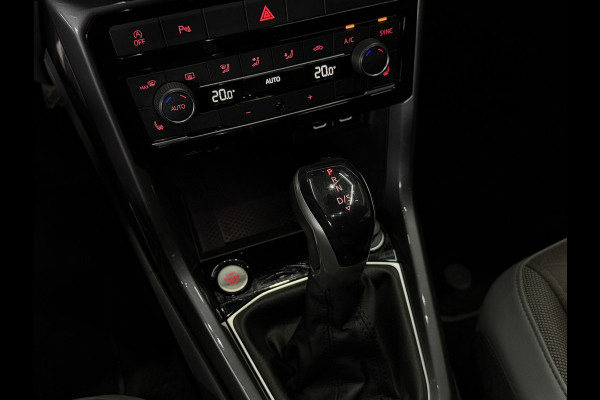 Volkswagen T-Cross 1.5 TSI 150pk Style R-Line | Camera | PDC V+A | Navi | 18" | ACC | Stoelverwarming | Dodehoek |