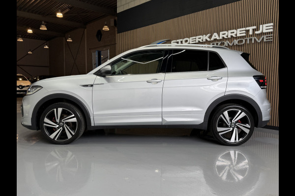 Volkswagen T-Cross 1.5 TSI 150pk Style R-Line | Camera | PDC V+A | Navi | 18" | ACC | Stoelverwarming | Dodehoek |