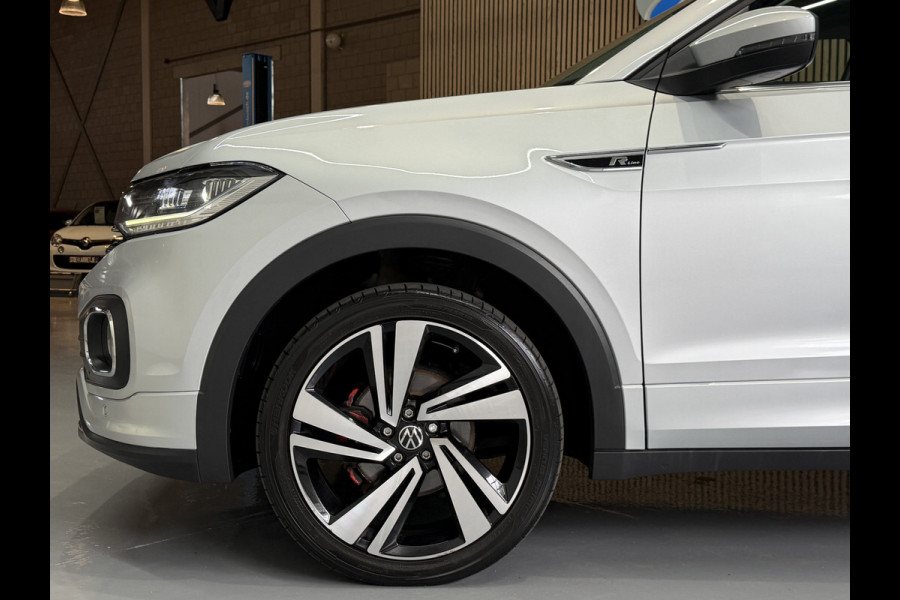 Volkswagen T-Cross 1.5 TSI 150pk Style R-Line | Camera | PDC V+A | Navi | 18" | ACC | Stoelverwarming | Dodehoek |