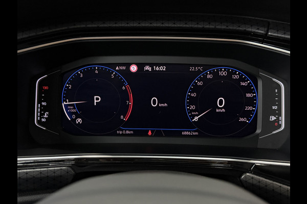 Volkswagen T-Cross 1.5 TSI 150pk Style R-Line | Camera | PDC V+A | Navi | 18" | ACC | Stoelverwarming | Dodehoek |