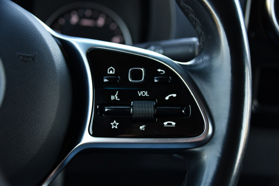 Mercedes-Benz Sprinter 319 1.9 CDI L2H2 RWD Black Edition Full Options! 360 Camera, Adaptieve Cruise, LED, Standkachel, Carplay, 190pk, Voorruit verwarming, Uniek!