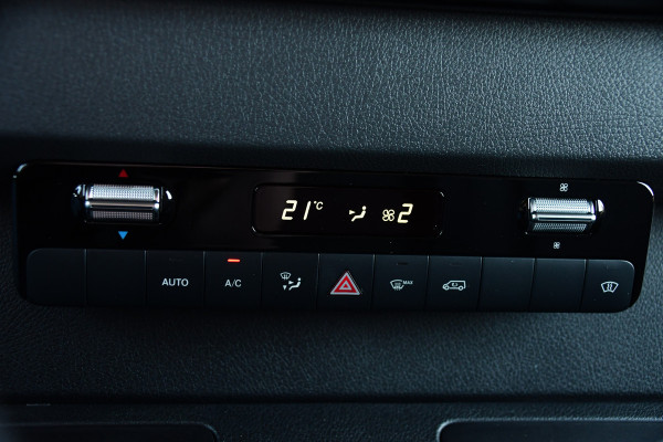 Mercedes-Benz Sprinter 319 1.9 CDI L2H2 RWD Black Edition Full Options! 360 Camera, Adaptieve Cruise, LED, Standkachel, Carplay, 190pk, Voorruit verwarming, Uniek!