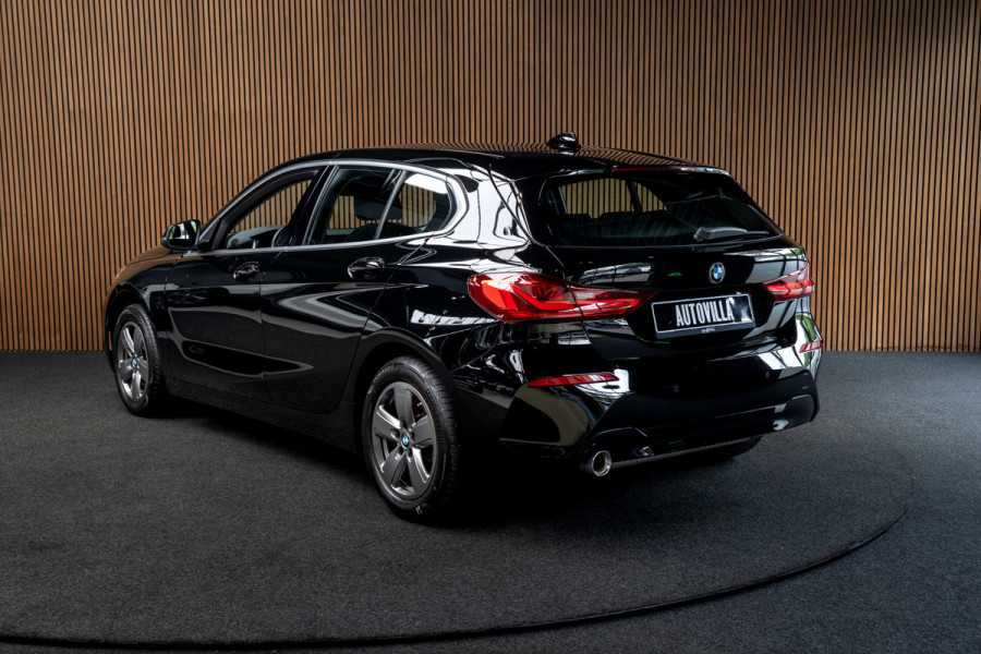 BMW 1-serie 116i Navi Climate PDC Stuurverwarming Stoelverwarming LM velgen BTW auto