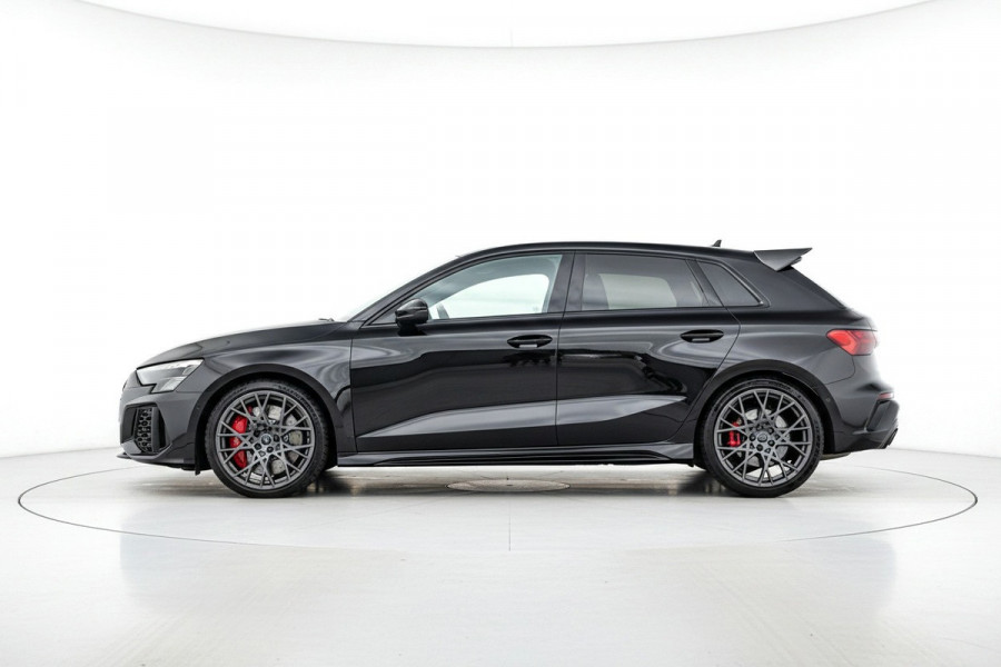 Audi A3 Sportback 2.5 TFSI RS 3 quattro Pano/Schaalstoelen/Carbon/HuD