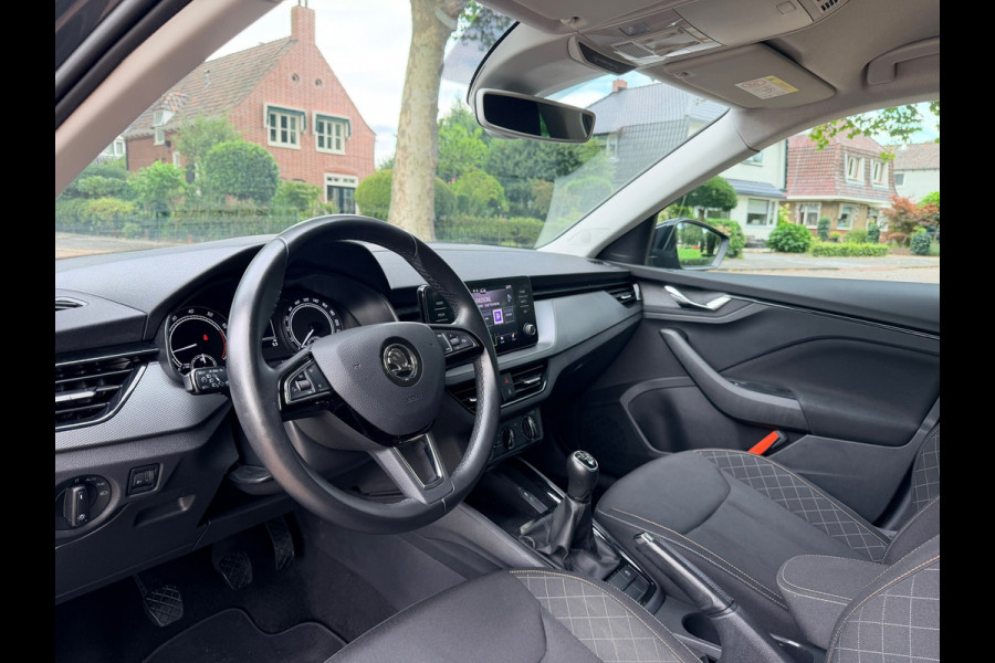 Škoda Kamiq 1.0 TSI Ambition | Cruise & Line Ass | CarPlay!