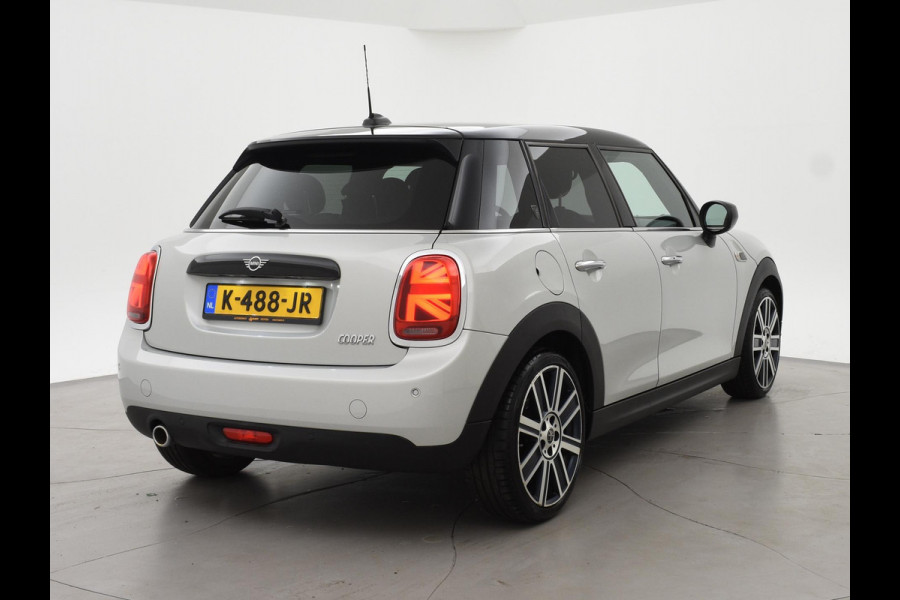 MINI 5-deurs 1.5 COOPER AUT. + LEDER | UNION JACK LED | HARMAN/KARDON | MINI YOURS | APPLE CARPLAY