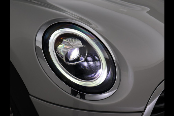 MINI 5-deurs 1.5 COOPER AUT. + LEDER | UNION JACK LED | HARMAN/KARDON | MINI YOURS | APPLE CARPLAY