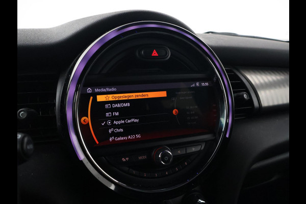 MINI 5-deurs 1.5 COOPER AUT. + LEDER | UNION JACK LED | HARMAN/KARDON | MINI YOURS | APPLE CARPLAY