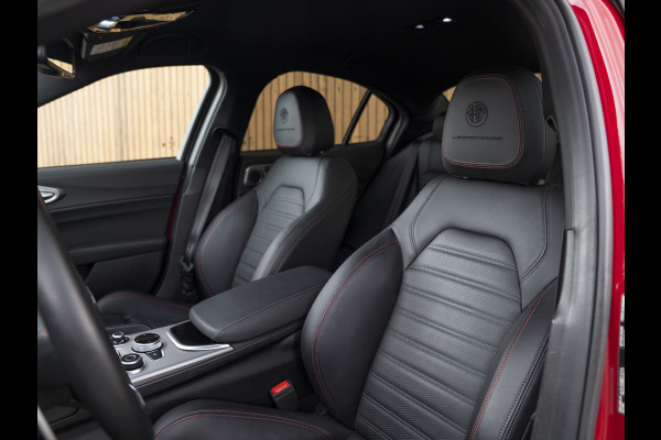 Alfa Romeo Giulia 2.0 T GME AWD Competizione | Harman/Kardon | Adapt. cruise | Veloce stoelen | carplay