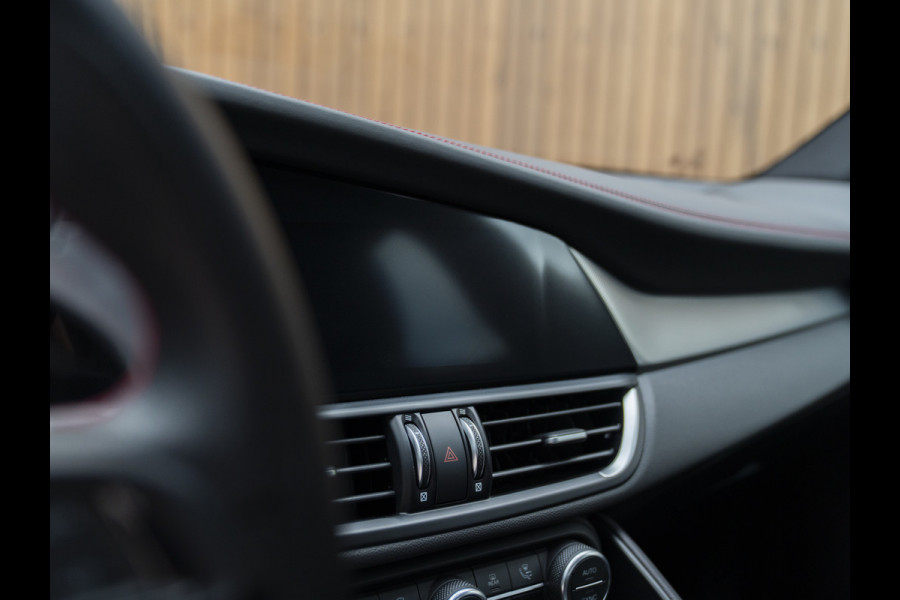 Alfa Romeo Giulia 2.0 T GME AWD Competizione | Harman/Kardon | Adapt. cruise | Veloce stoelen | carplay