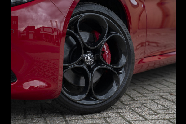 Alfa Romeo Giulia 2.0 T GME AWD Competizione | Harman/Kardon | Adapt. cruise | Veloce stoelen | carplay