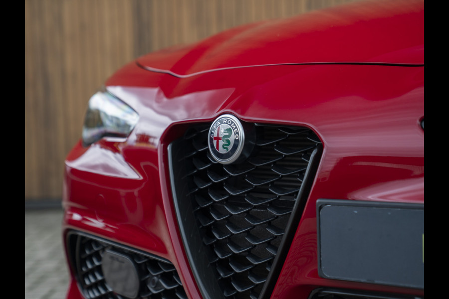Alfa Romeo Giulia 2.0 T GME AWD Competizione | Harman/Kardon | Adapt. cruise | Veloce stoelen | carplay