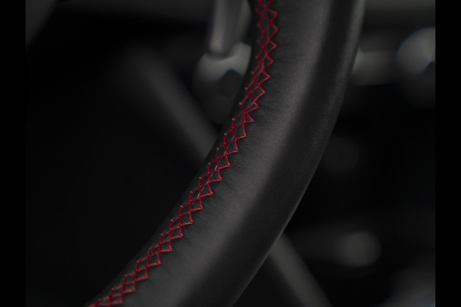 Alfa Romeo Giulia 2.0 T GME AWD Competizione | Harman/Kardon | Adapt. cruise | Veloce stoelen | carplay