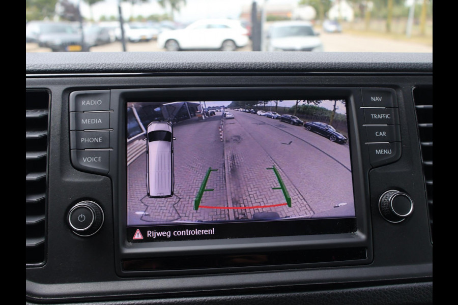 Volkswagen Crafter 35 2.0TDI L3H2 177 PK AUT. + CAMERA | LED | TREKHAAK 3000 KG | IMPERIAAL | CARPLAY