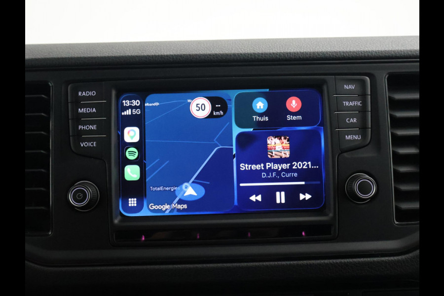 Volkswagen Crafter 35 2.0TDI L3H2 177 PK AUT. + CAMERA | LED | TREKHAAK 3000 KG | IMPERIAAL | CARPLAY