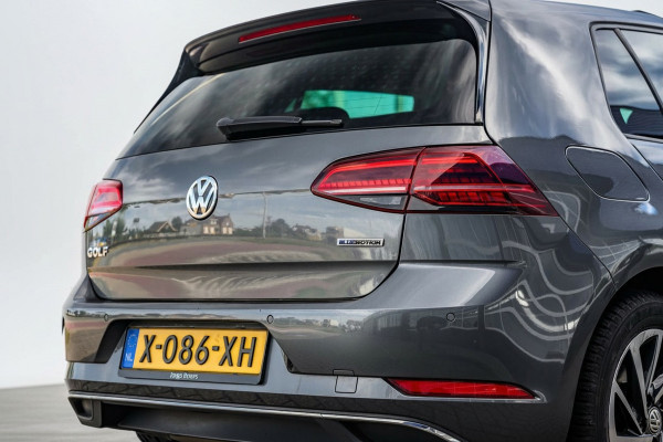 Volkswagen Golf 1.5 TSI Highline Pano/Keyless/Camera