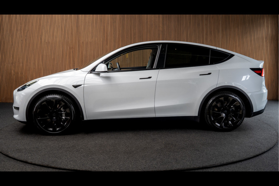 Tesla Model Y SOH: 95,8% Navi 360° Leer ACC Autopilot PDC Elektr. achterklep Stoelverwarmimg voor en achter Stuurverwarming Optie: Full Self-Driving Capability BTW auto