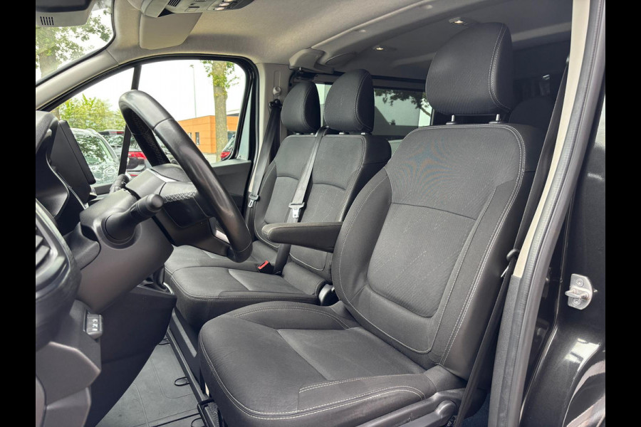 Renault Trafic 2.0 dCi 170 PK T29 L2H1 DC Luxe | Automaat | Trekhaak | 6 Zitplaatsen | Achterruitrij Camera