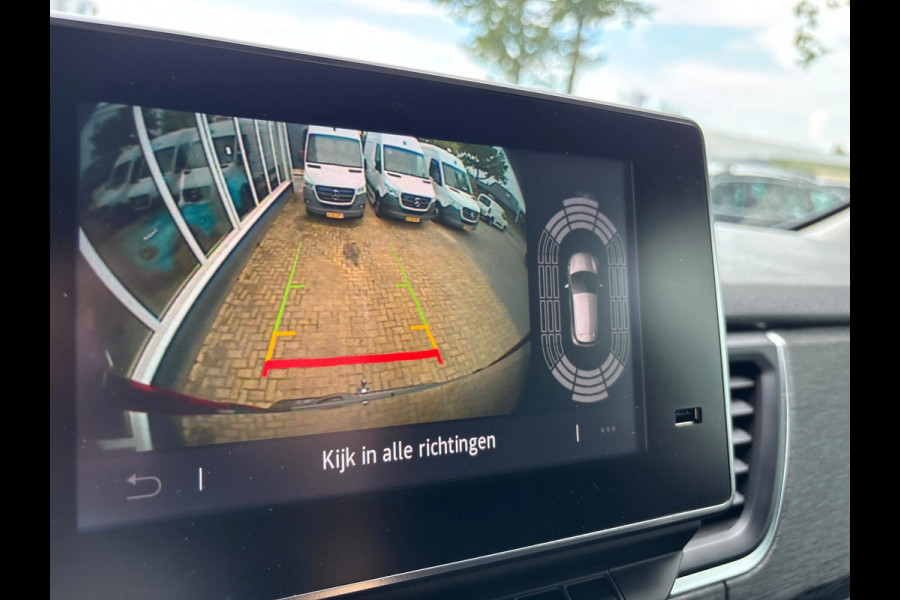 Renault Trafic 2.0 dCi 170 PK T29 L2H1 DC Luxe | Automaat | Trekhaak | 6 Zitplaatsen | Achterruitrij Camera