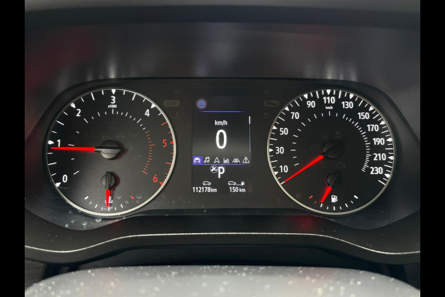 Renault Trafic 2.0 dCi 170 PK T29 L2H1 DC Luxe | Automaat | Trekhaak | 6 Zitplaatsen | Achterruitrij Camera
