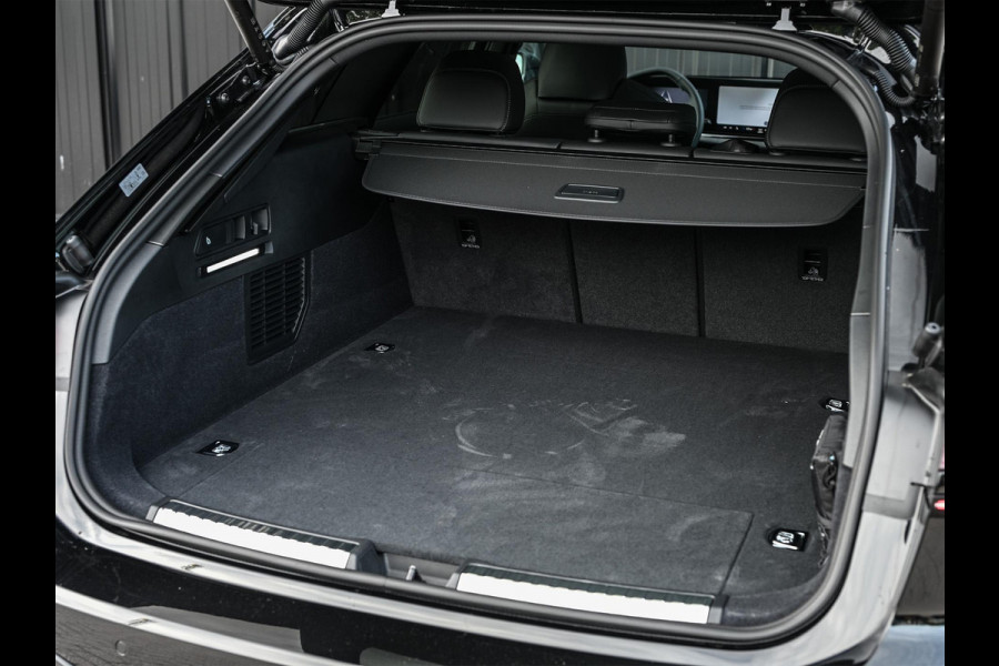 Audi A6 Avant 2.0 e-hybrid quattro S edition Competition 367pk | Panoramadak | Achterasbesturing | 360 Camera | Memory Seat | Ambiance Interieur | Stoelverwarming | Adaptive Cruise | Trekhaak | Passagiers Display |