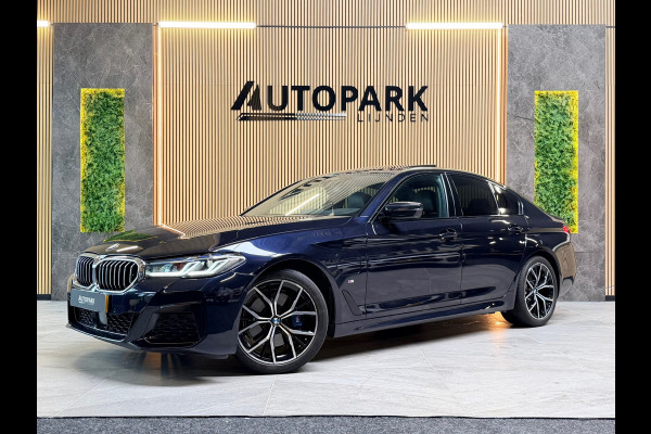 BMW 5 Serie VERKOCHT! 530e High Executive M-SPORT|SCHUIFDAK|HuD|360 CAMERA|LASER|MEMORY|KEYLESS|SFEERVERLICHTING|DODEHOEK|LANE AS