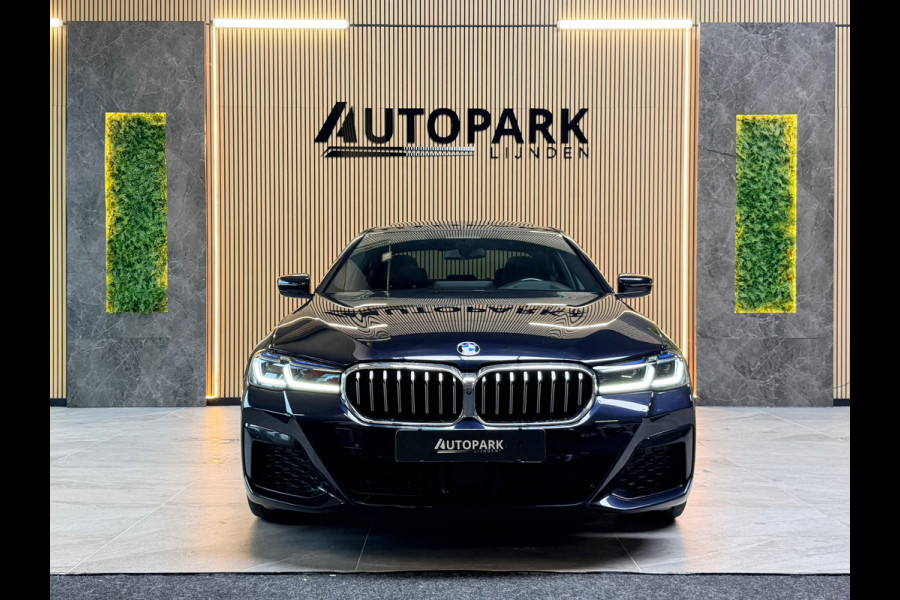 BMW 5 Serie VERKOCHT! 530e High Executive M-SPORT|SCHUIFDAK|HuD|360 CAMERA|LASER|MEMORY|KEYLESS|SFEERVERLICHTING|DODEHOEK|LANE AS