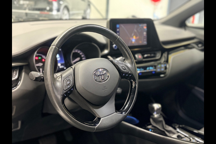 Toyota C-HR 2.0 Hybrid Dynamic| Carplay|Led|Navigatie|Camera |ACC|Stoelverwarming + Stuur
