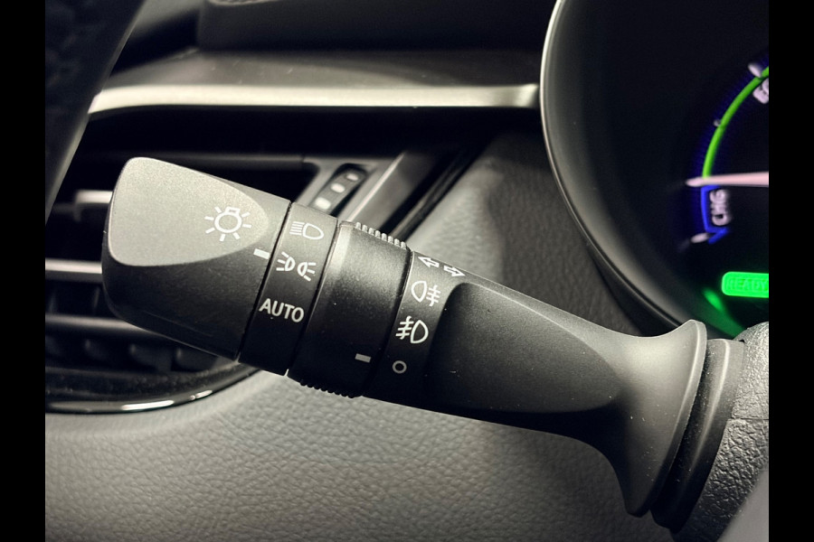 Toyota C-HR 2.0 Hybrid Dynamic| Carplay|Led|Navigatie|Camera |ACC|Stoelverwarming + Stuur