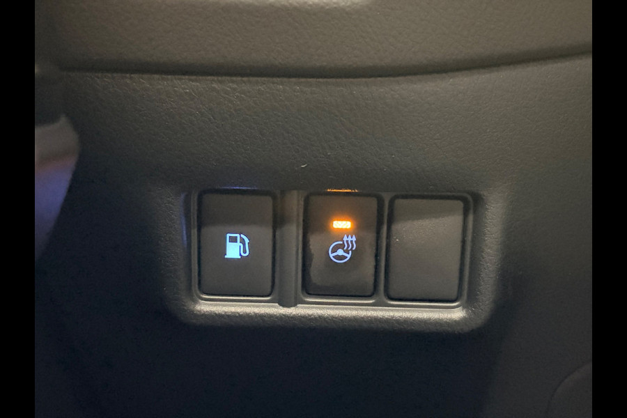 Toyota C-HR 2.0 Hybrid Dynamic| Carplay|Led|Navigatie|Camera |ACC|Stoelverwarming + Stuur