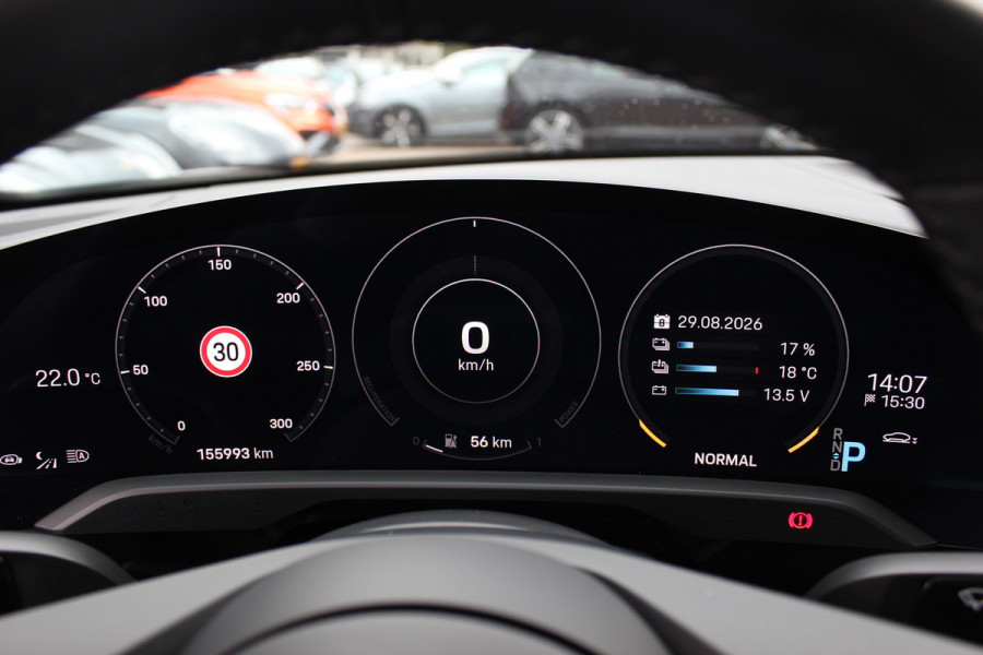 Porsche Taycan Turbo S 93 kWh / SoH 91,3% / Full option! / Panoramadak / 360Camera / Burmester / Keyless / Achterasbesturing / 21'' / Carbon / InnoDrive / Sportdesign+Chrono / Massage+Ventilatie / Dodehoek / DAB