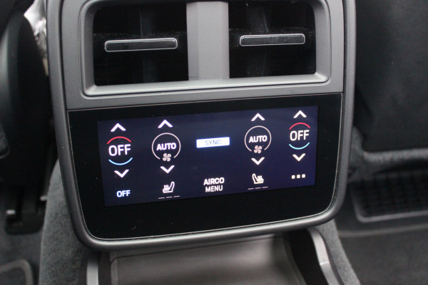 Porsche Taycan Turbo S 93 kWh / SoH 91,3% / Full option! / Panoramadak / 360Camera / Burmester / Keyless / Achterasbesturing / 21'' / Carbon / InnoDrive / Sportdesign+Chrono / Massage+Ventilatie / Dodehoek / DAB