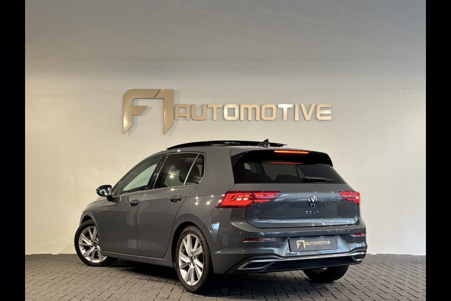 Volkswagen Golf 2.0 TDI R-Line Pano|Camera|Stoelverwarming|Sfeer|Keyless