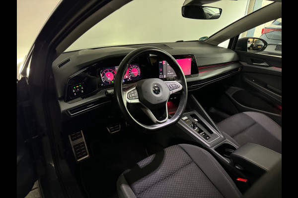 Volkswagen Golf 2.0 TDI R-Line Pano|Camera|Stoelverwarming|Sfeer|Keyless
