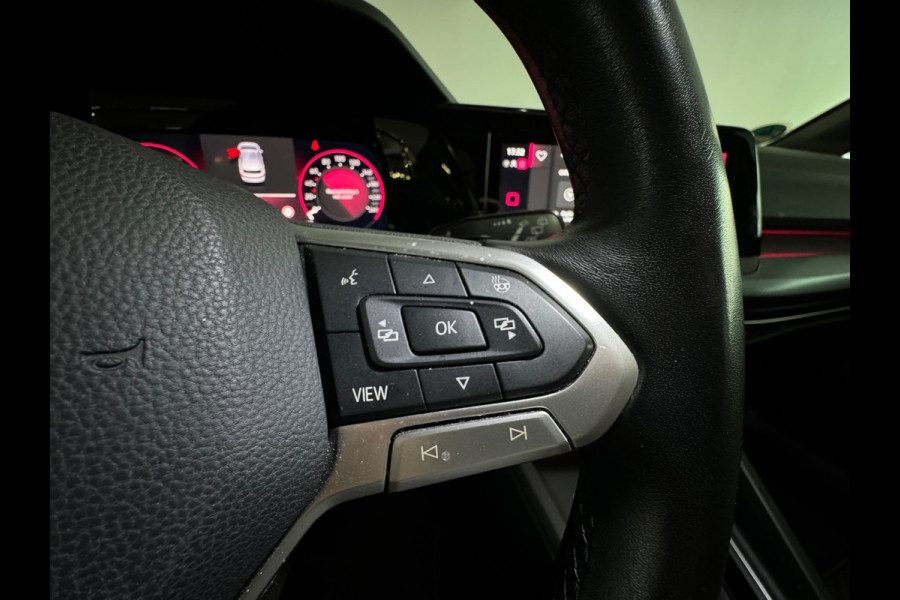 Volkswagen Golf 2.0 TDI R-Line Pano|Camera|Stoelverwarming|Sfeer|Keyless