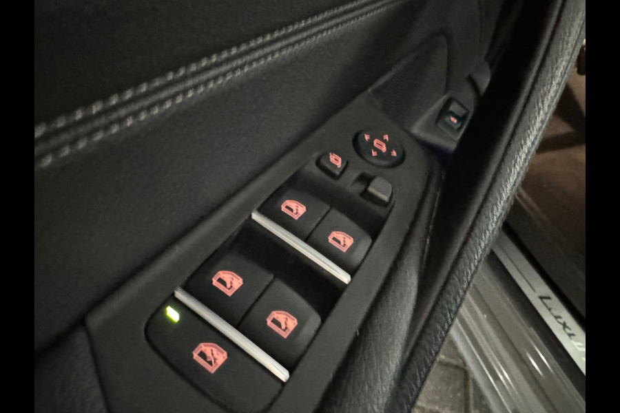 BMW 5 Serie Touring 520i High Executive Edition Memory|360|Trekhaak|BlindSpot