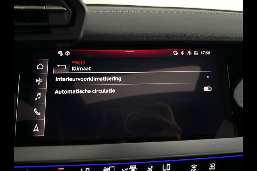 Audi A3 Sportback 45 TFSI e S edition Competition Pano|RS Seats|Sfeer|Keyless|Camera