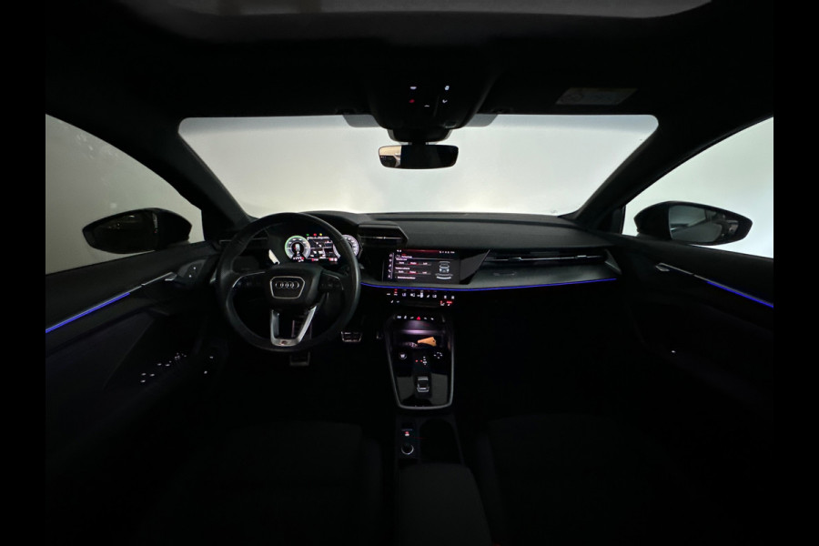 Audi A3 Sportback 45 TFSI e S edition Competition Pano|RS Seats|Sfeer|Keyless|Camera