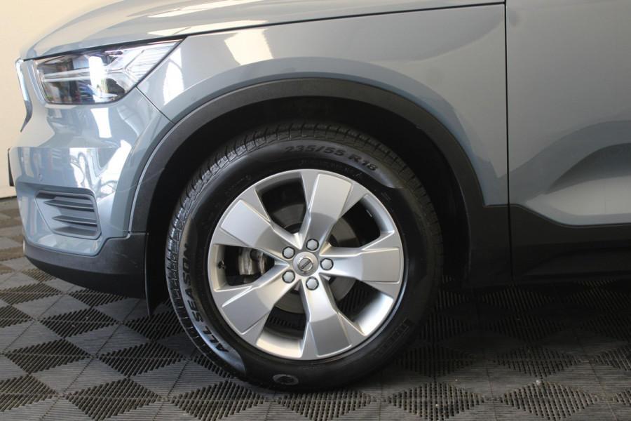 Volvo XC40 1.5 T3 Momentum Pro
